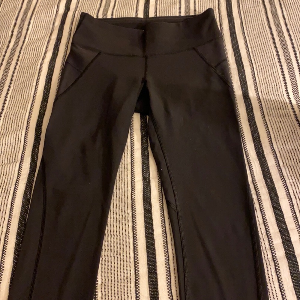 Athleta train Capri size small black